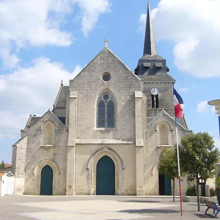 Nice Apartment In Saint-Hilaire-De-Riez Apartmán *